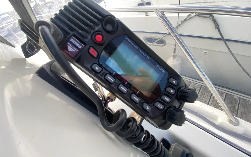 slider 15 Jeanneau Leader 8