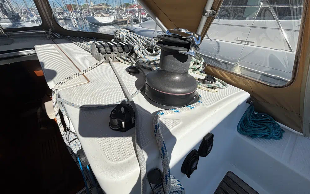 slider 8 Beneteau First 44.7