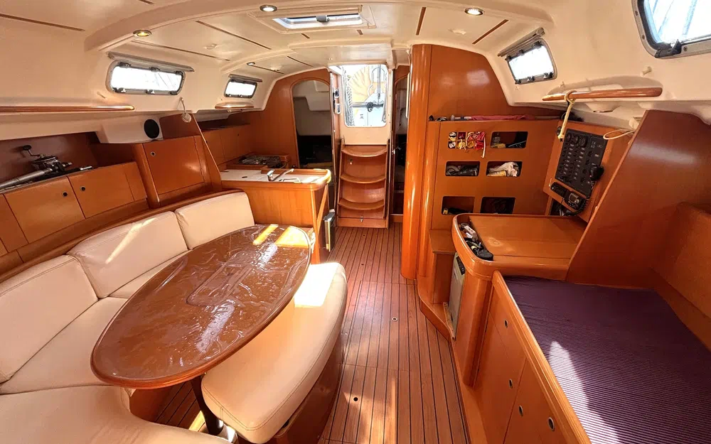 slider 25 Beneteau First 44.7