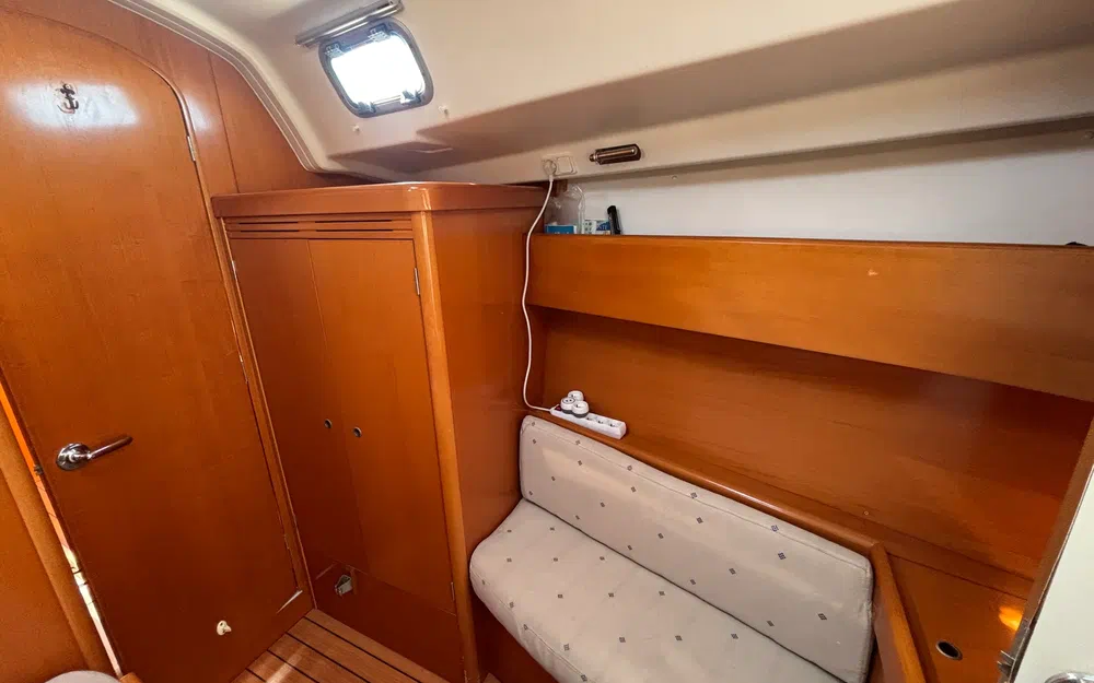 slider 35 Beneteau First 44.7