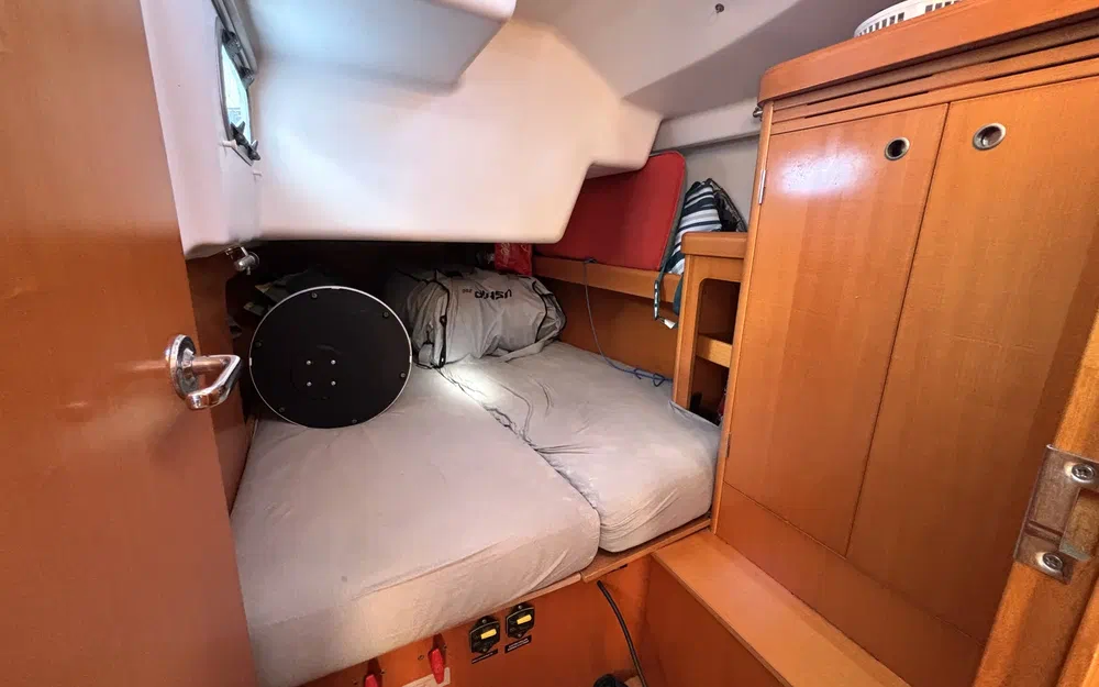 slider 38 Beneteau First 44.7