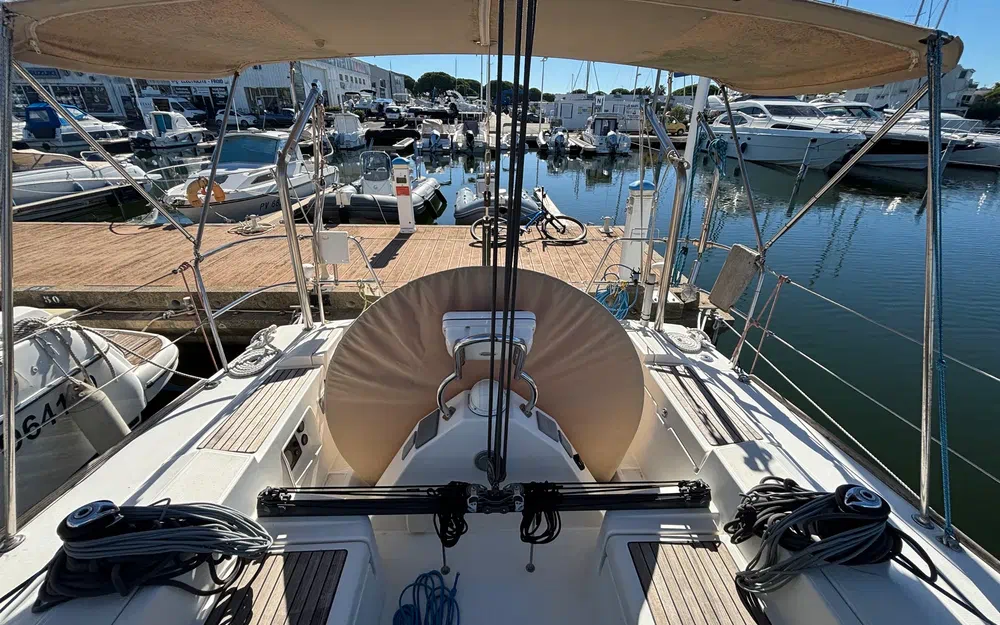 slider 2 Beneteau First 44.7