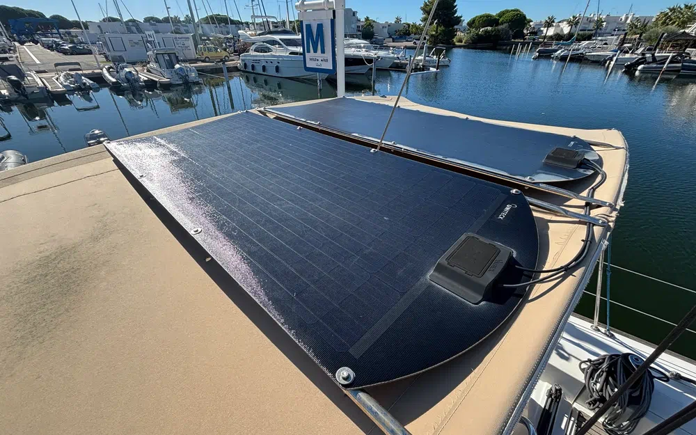 slider 7 Beneteau First 44.7