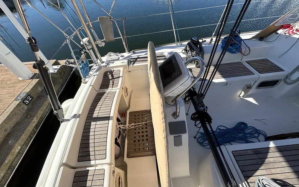 slider 3 Beneteau First 44.7