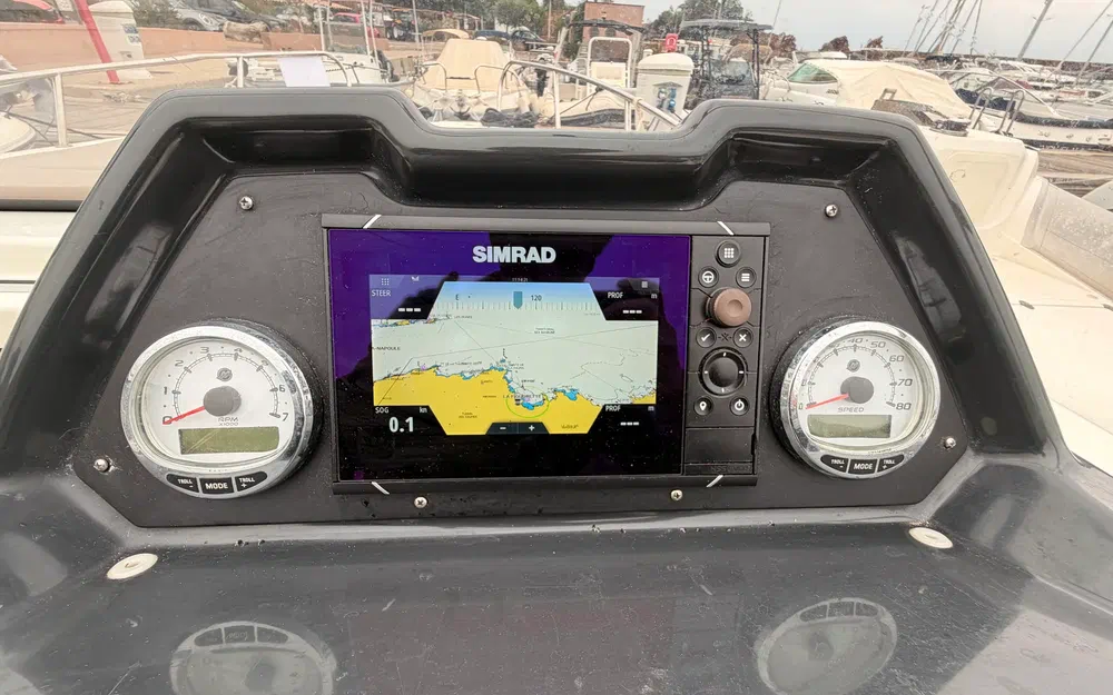 slider 25 Quicksilver Activ 755 Sundeck