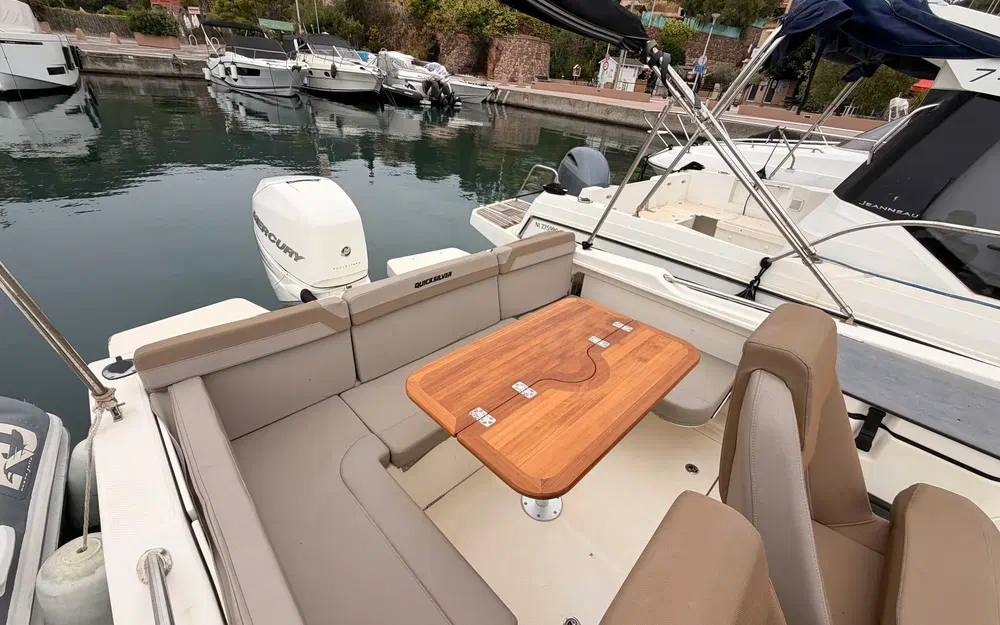 slider 7 Quicksilver Activ 755 Sundeck