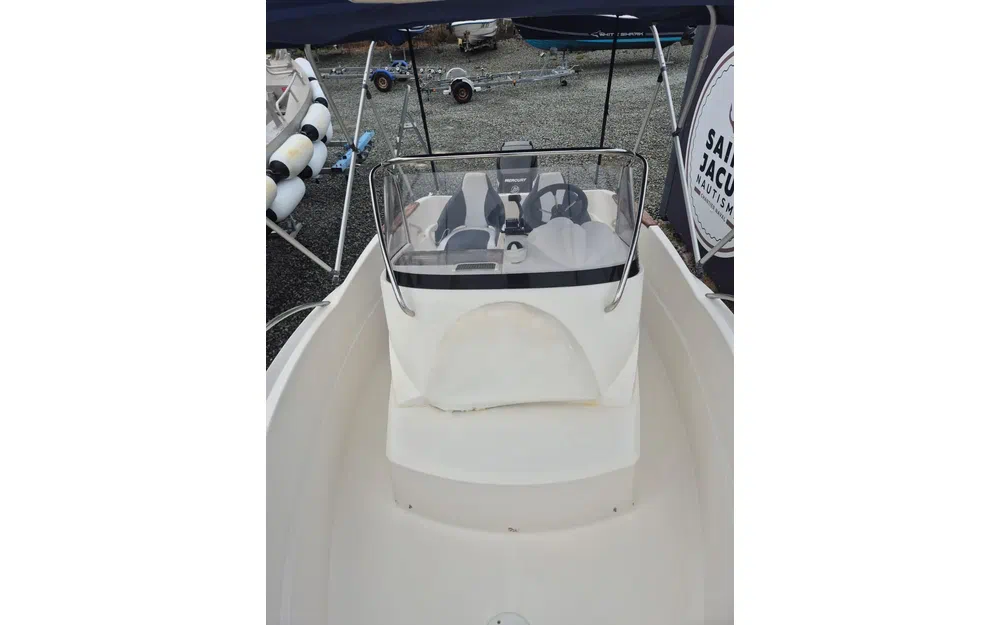 slider 17 Quicksilver 555 Commander