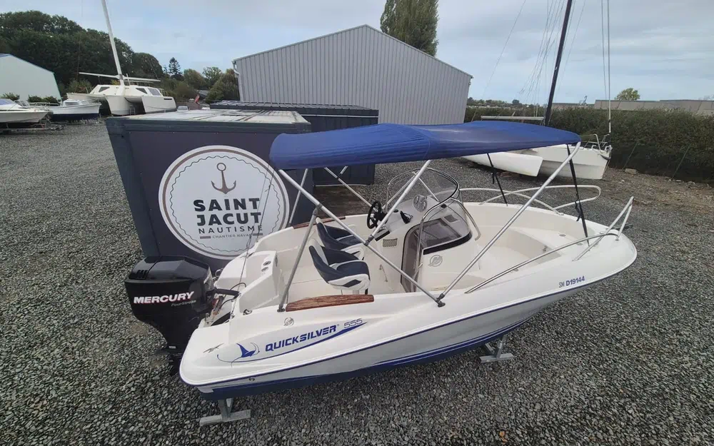 slider 2 Quicksilver 555 Commander