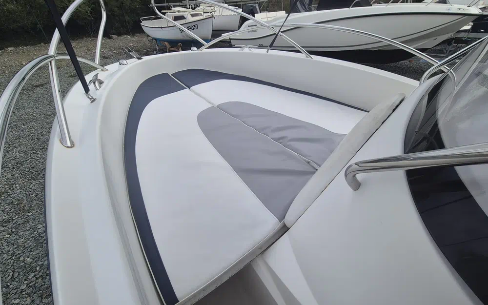 slider 13 Quicksilver 555 Commander