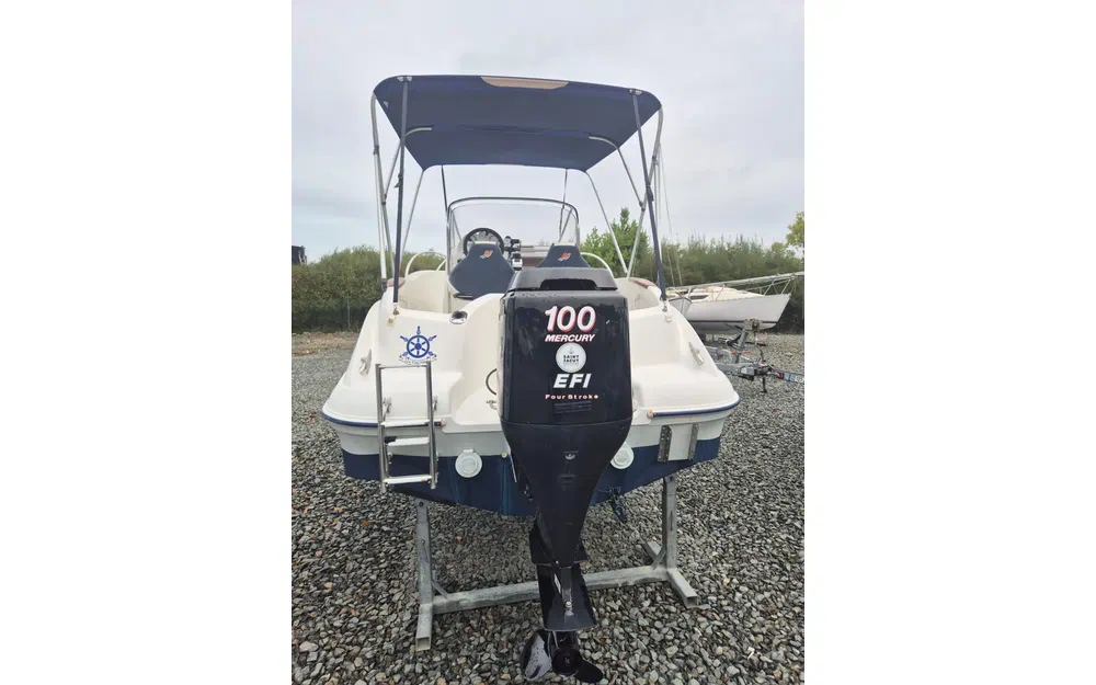 slider 5 Quicksilver 555 Commander