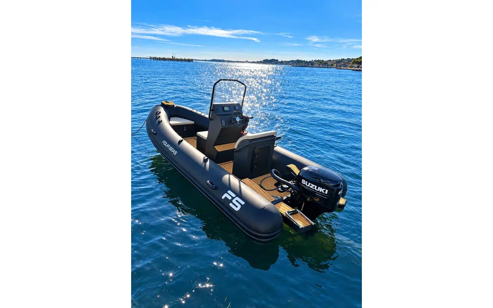 slider 1 Four Seas F 5