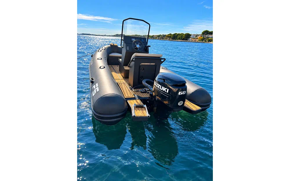 slider 5 Four Seas F 5