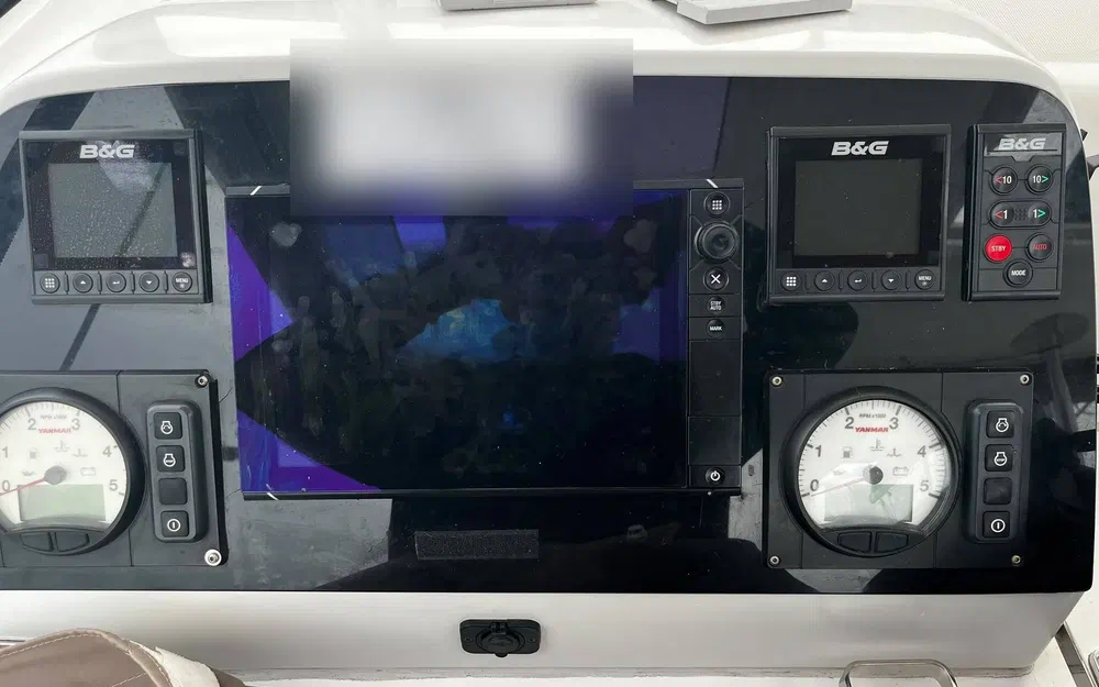 slider 17 Lagoon 42