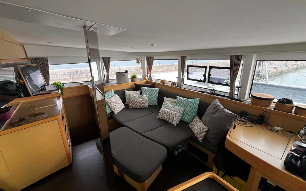 slider 20 Lagoon 42