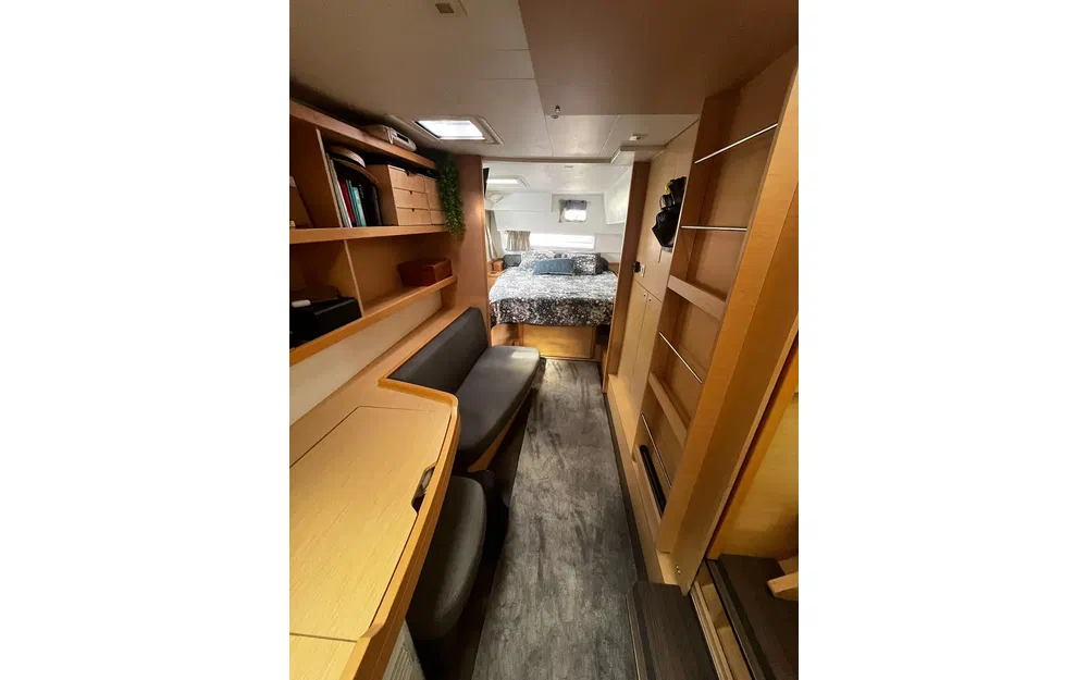 slider 26 Lagoon 42