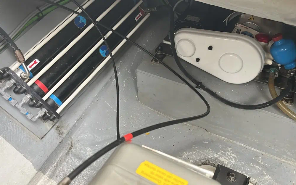 slider 31 Lagoon 42