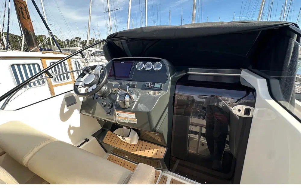 slider 3 Quicksilver Activ 875 Sundeck
