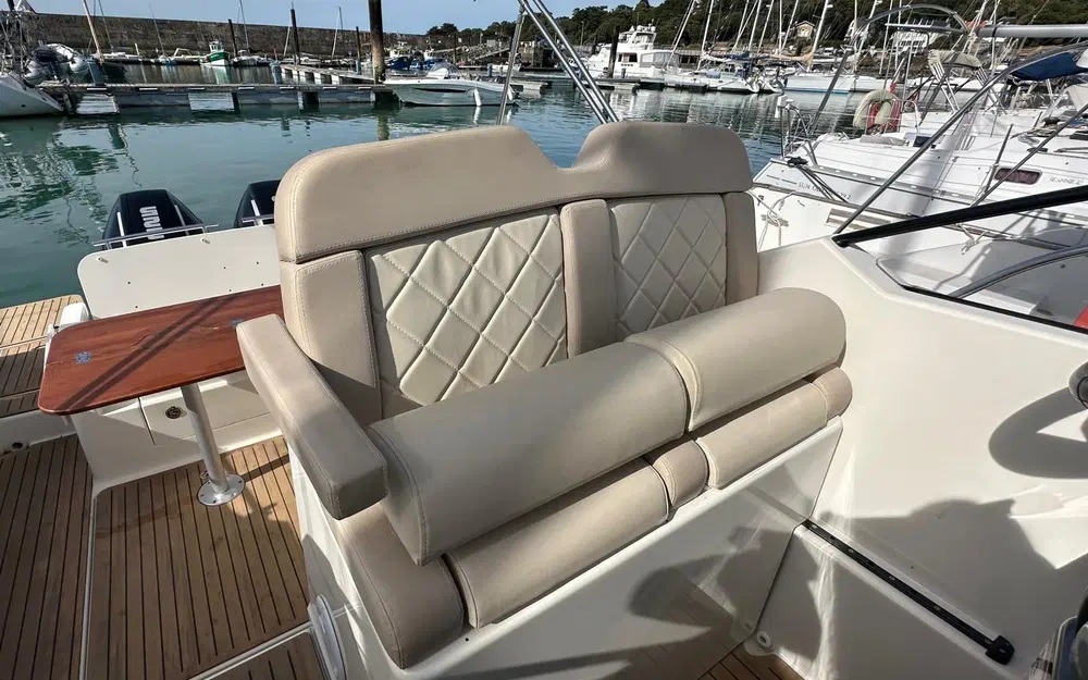slider 7 Quicksilver Activ 875 Sundeck
