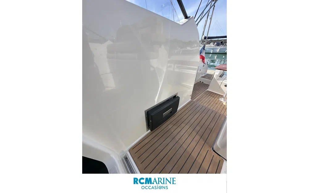 slider 8 Quicksilver Activ 875 Sundeck