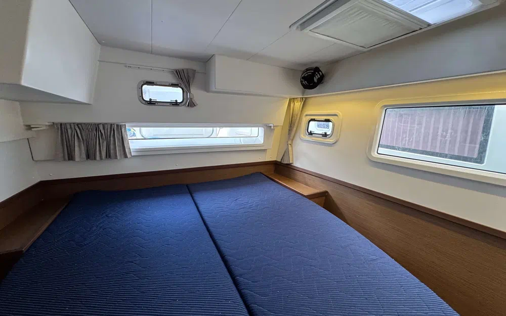 slider 26 Lagoon 42