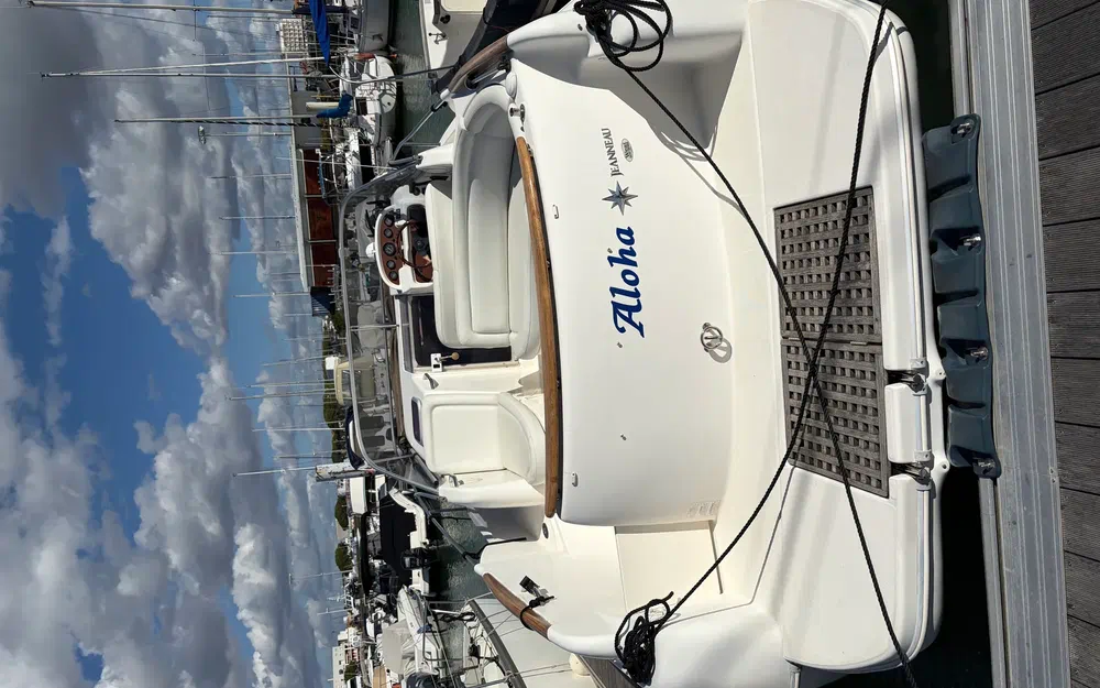slider 4 Jeanneau Leader 805