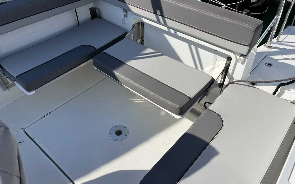 slider 5 Jeanneau Cap Camarat 7.5 CC Serie 3