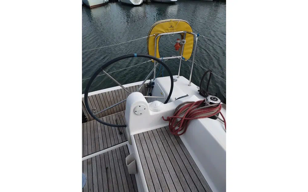 slider 2 Dufour 350 Grand Large
