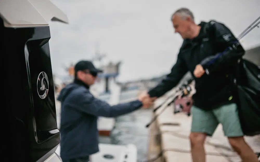 slider 5 Parker 700 Pilothouse