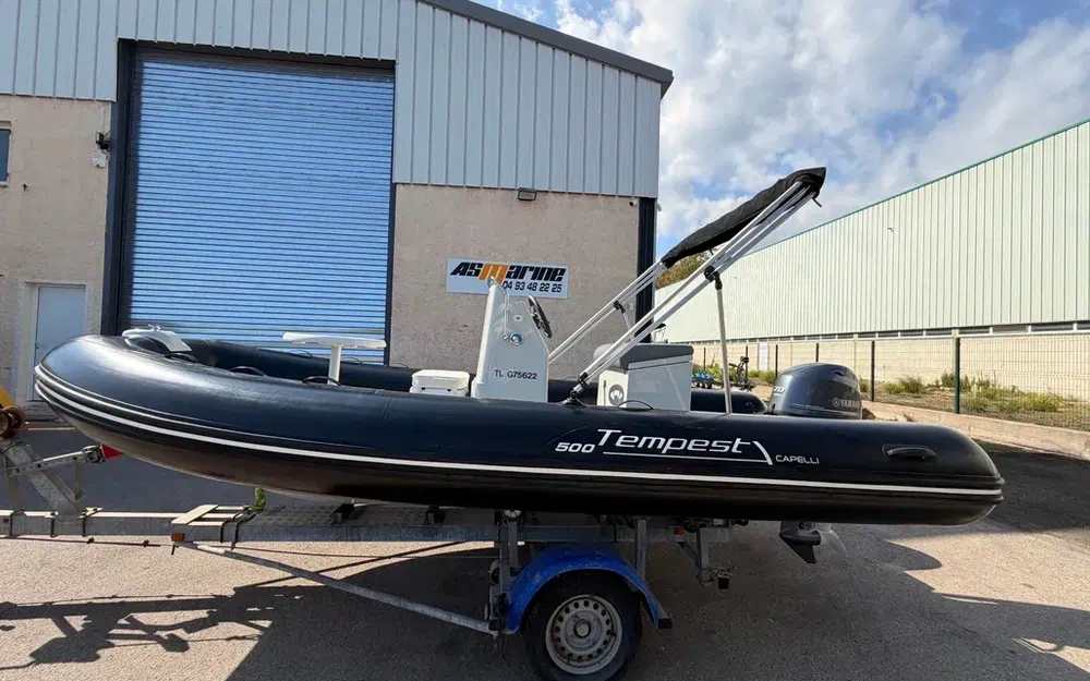 slider 0 Capelli Tempest 500