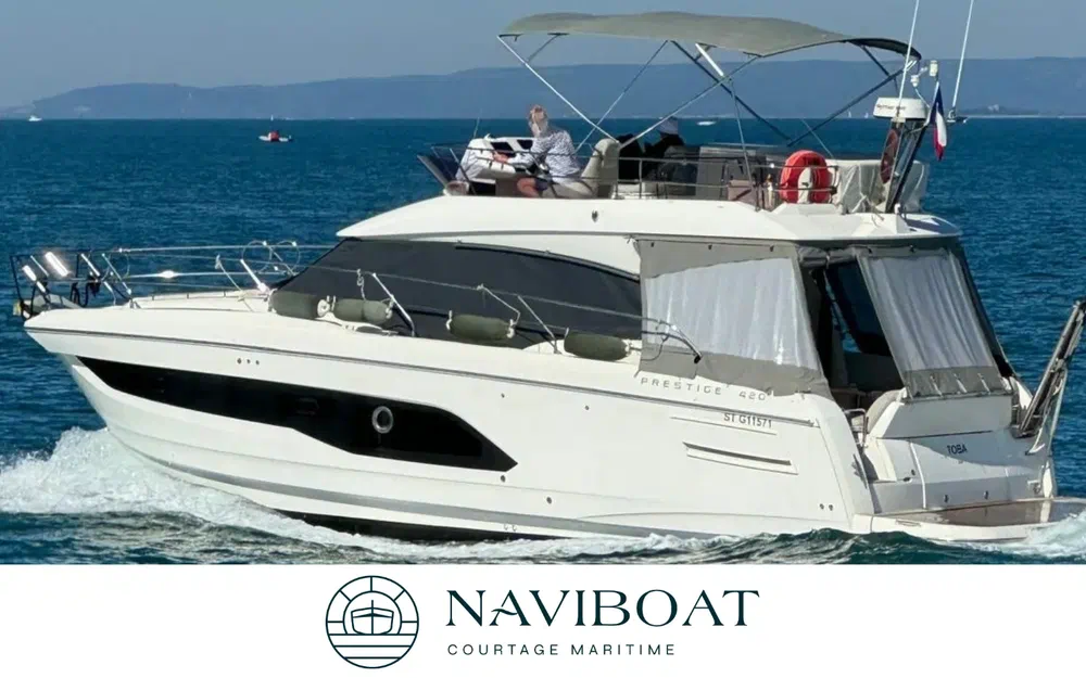slider 0 Prestige Yachts 420 Fly