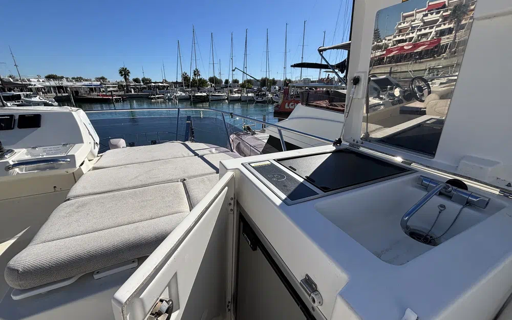 slider 27 Prestige Yachts 420 Fly