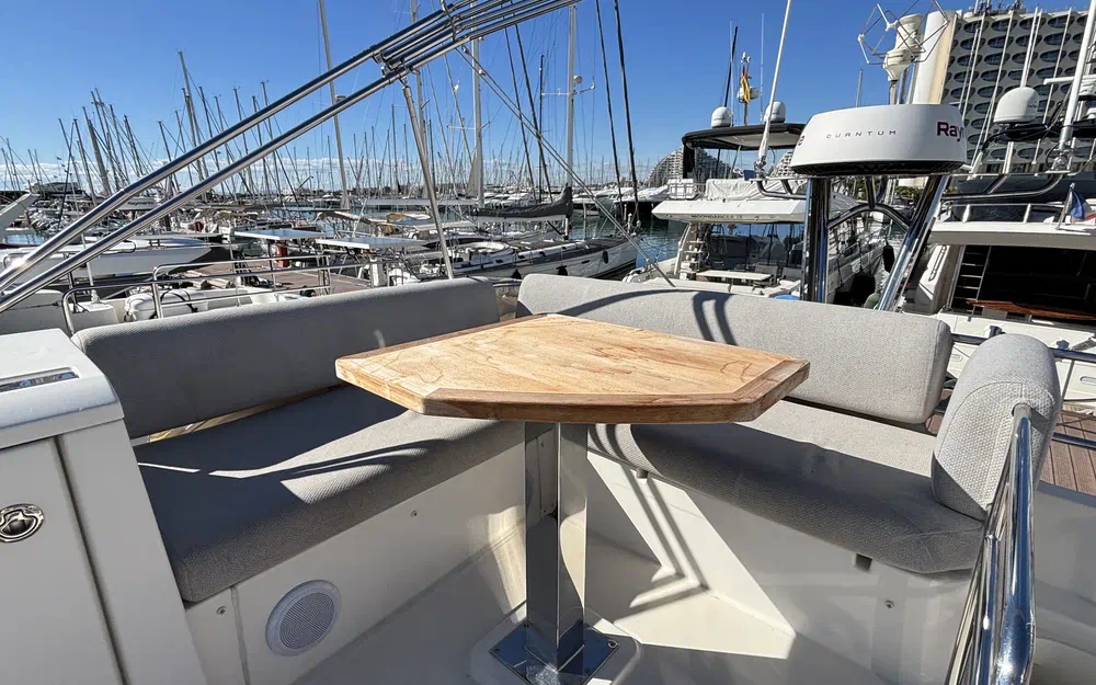 slider 28 Prestige Yachts 420 Fly