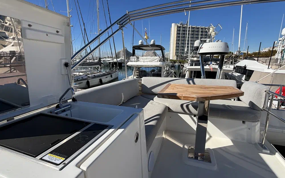 slider 29 Prestige Yachts 420 Fly