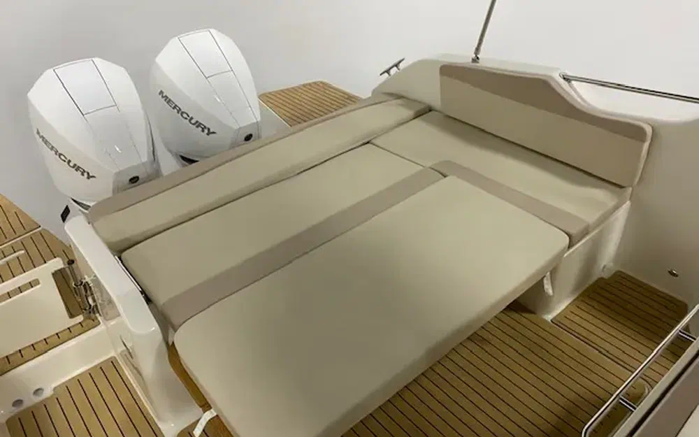 slider 13 Quicksilver Activ 875 Sundeck