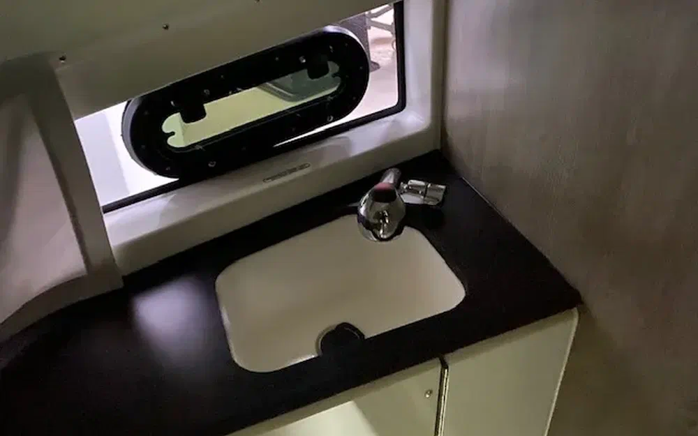 slider 17 Quicksilver Activ 875 Sundeck