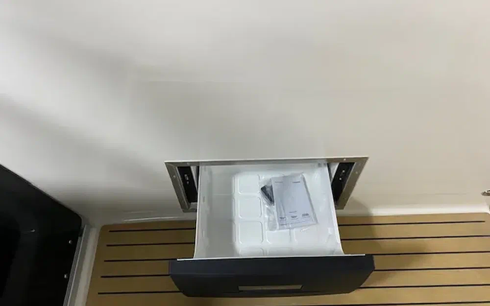 slider 23 Quicksilver Activ 875 Sundeck