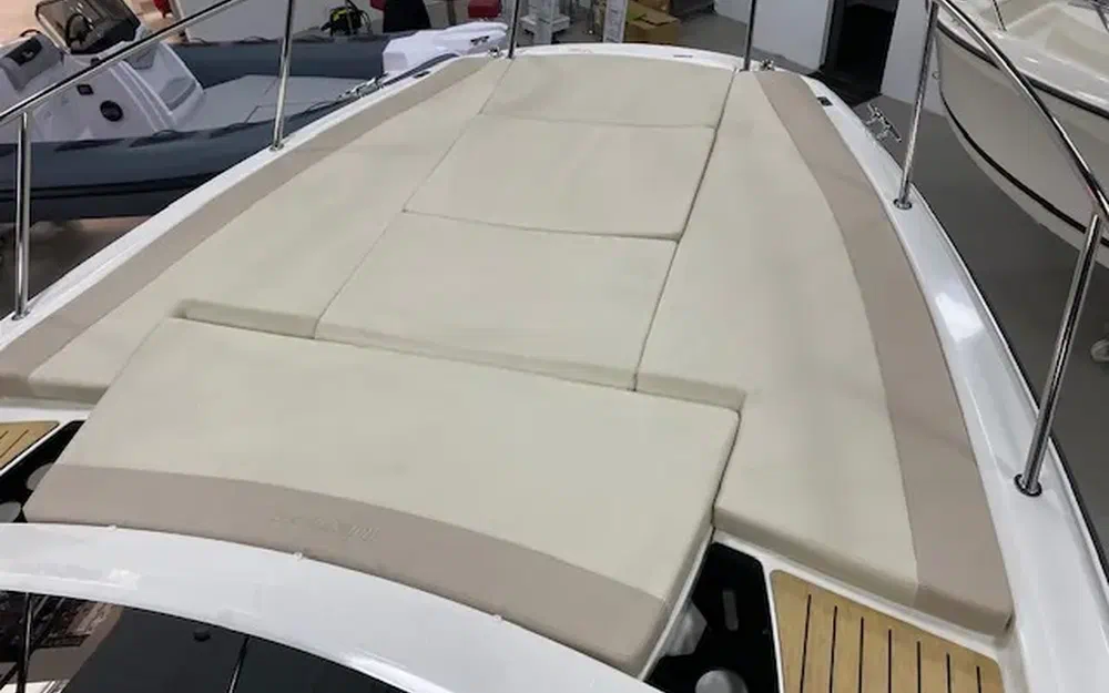 slider 25 Quicksilver Activ 875 Sundeck