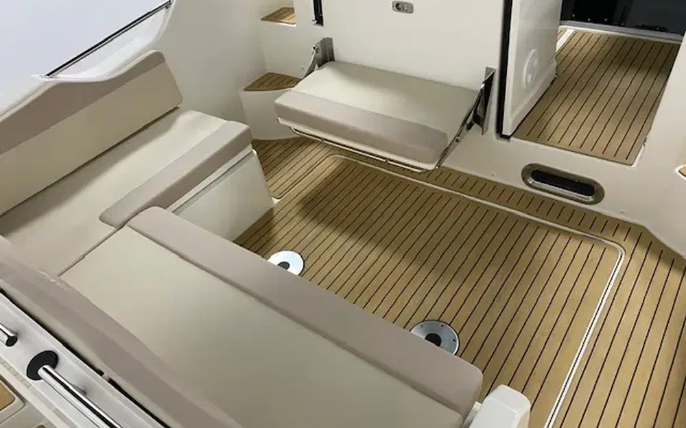 slider 7 Quicksilver Activ 875 Sundeck