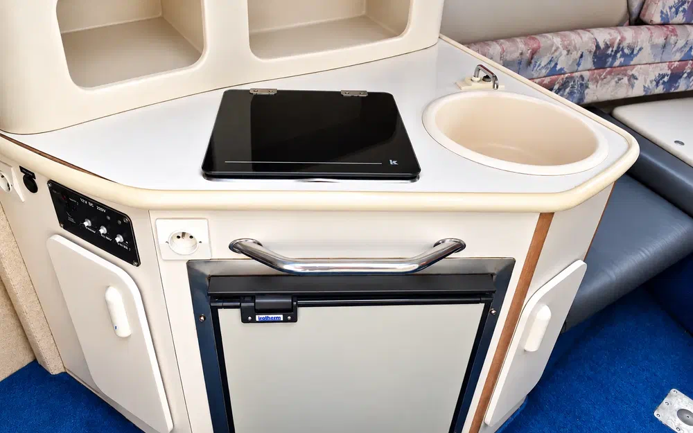 slider 6 Sea Ray 240 Sundancer