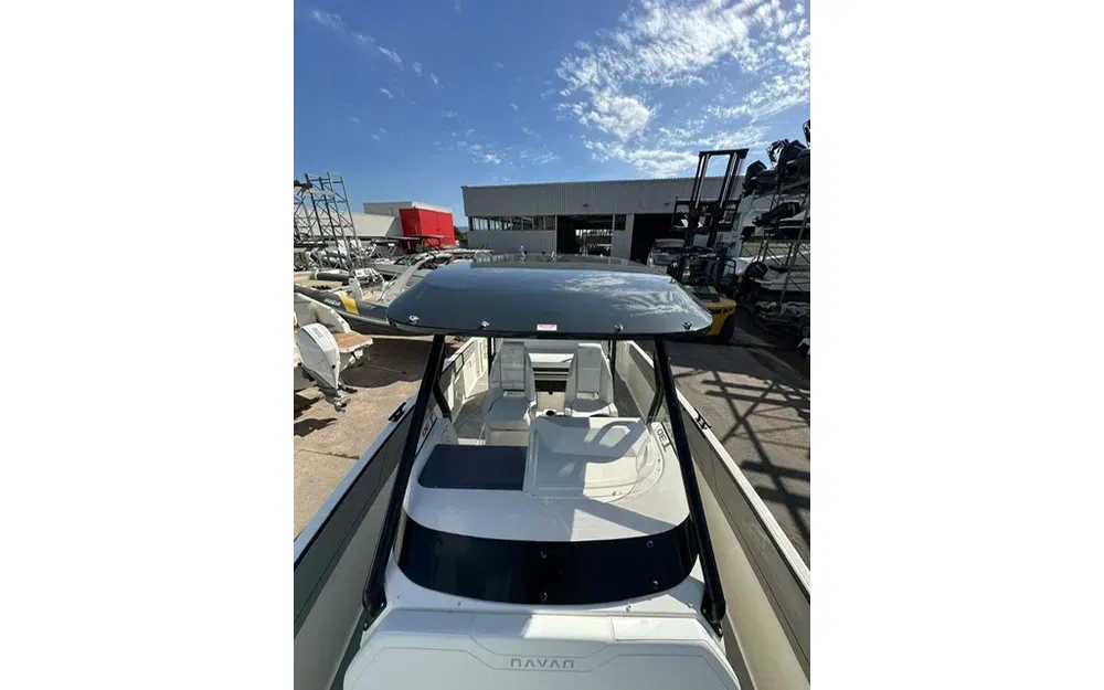 slider 2 Navan T30