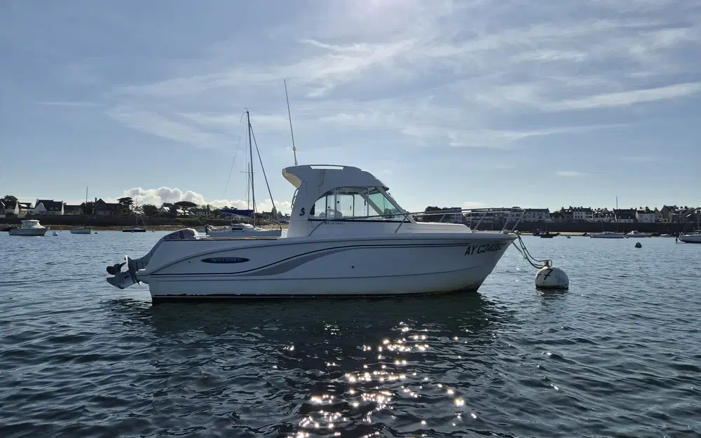 slider 4 Beneteau Antares 6.50 HB