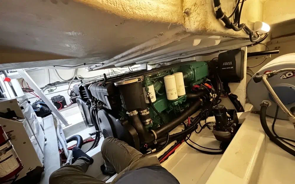 slider 22 Beneteau Monte Carlo 42
