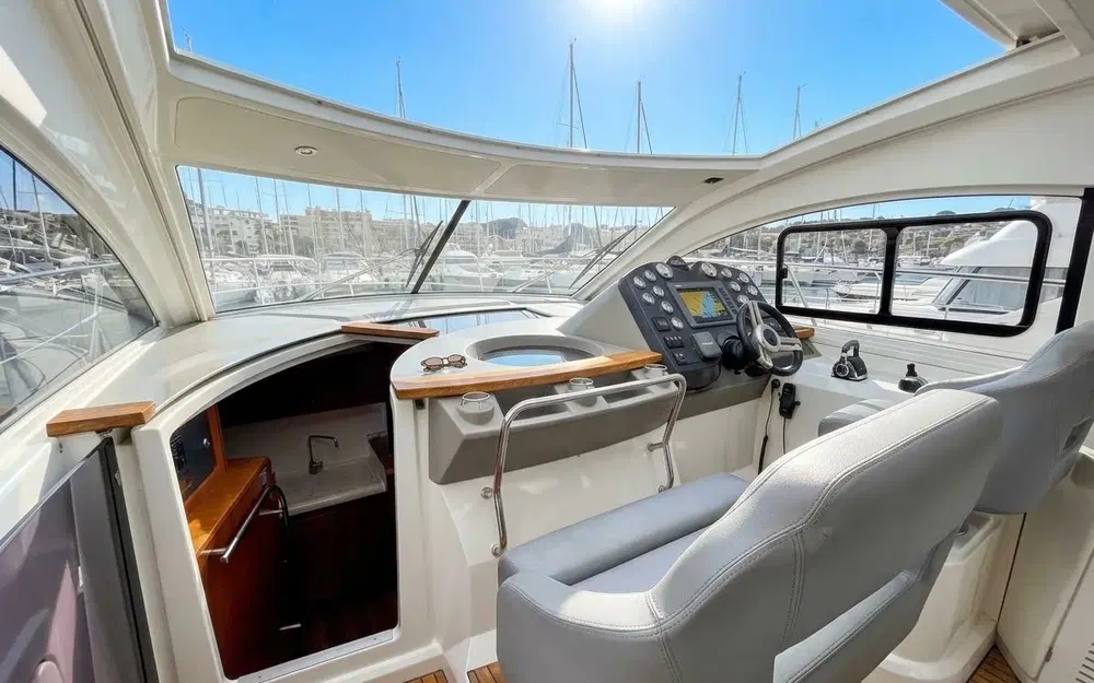 slider 7 Beneteau Monte Carlo 42