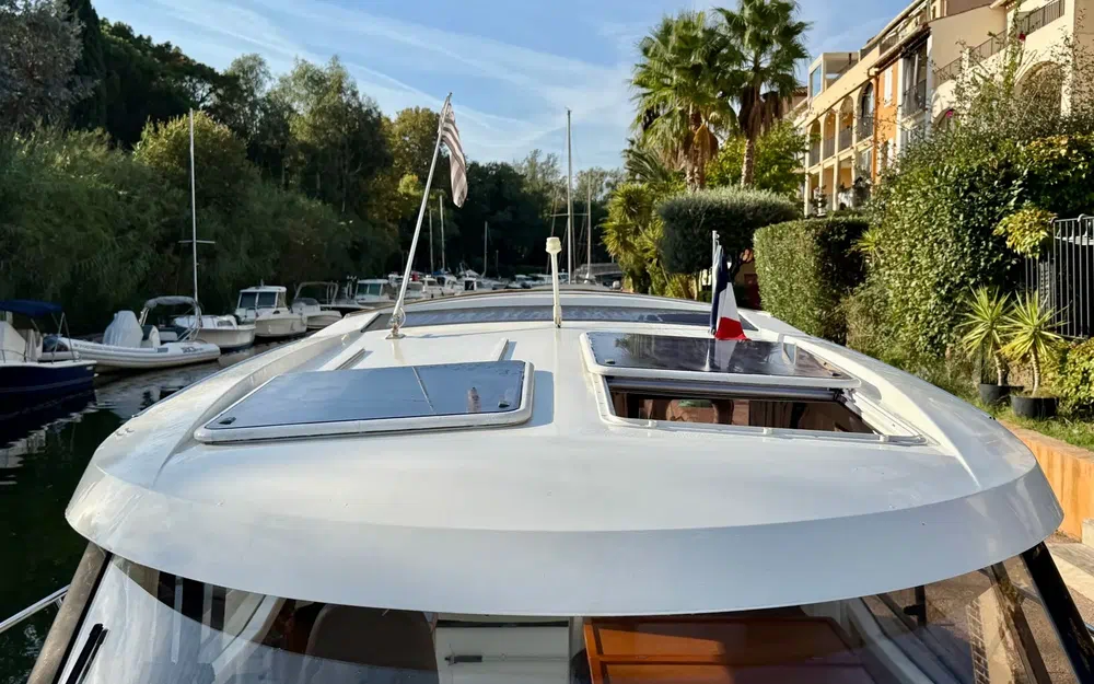 slider 2 Jeanneau Merry Fisher 855