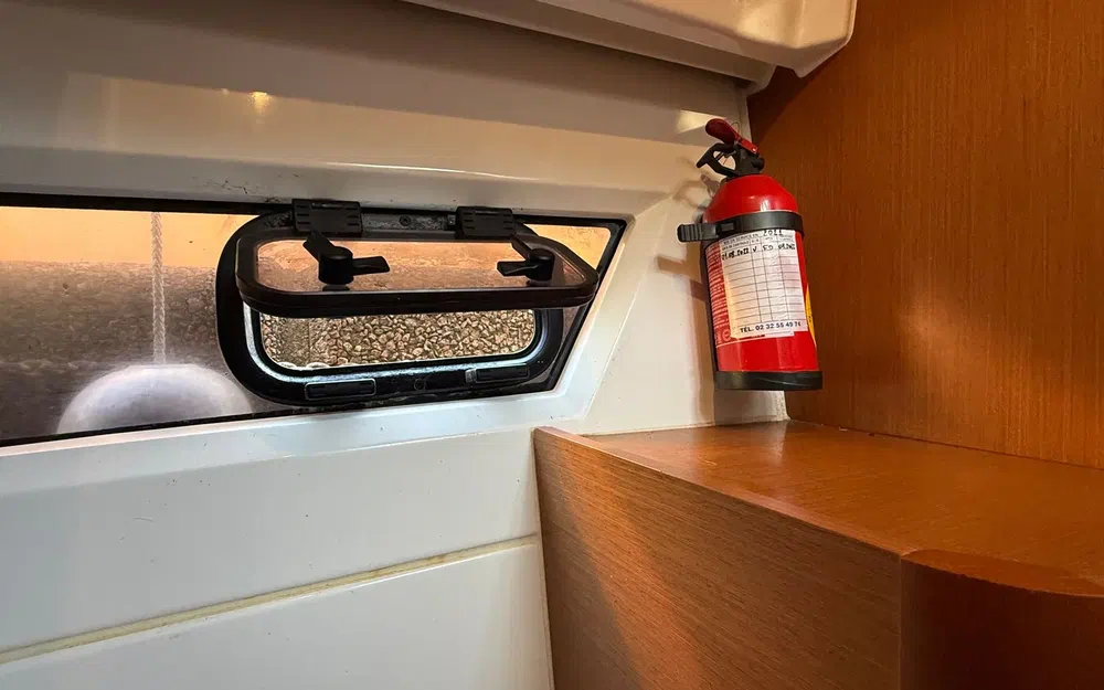 slider 23 Jeanneau Merry Fisher 855