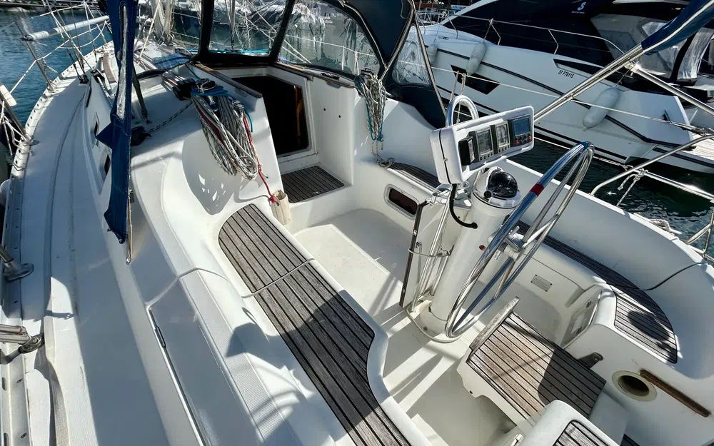 slider 13 Jeanneau Sun Odyssey 34.2