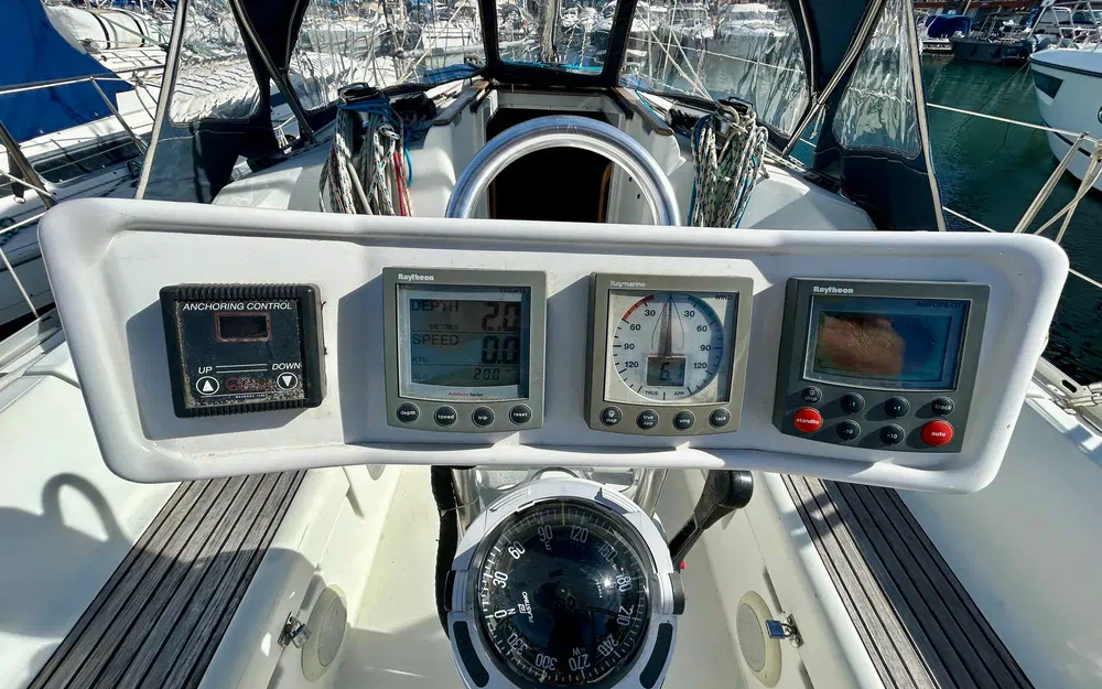 slider 12 Jeanneau Sun Odyssey 34.2