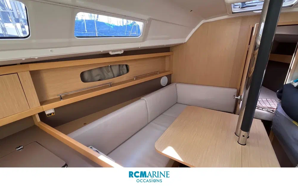 slider 4 Beneteau Oceanis 31