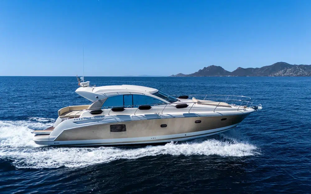 slider 3 Prestige Yachts 42 S