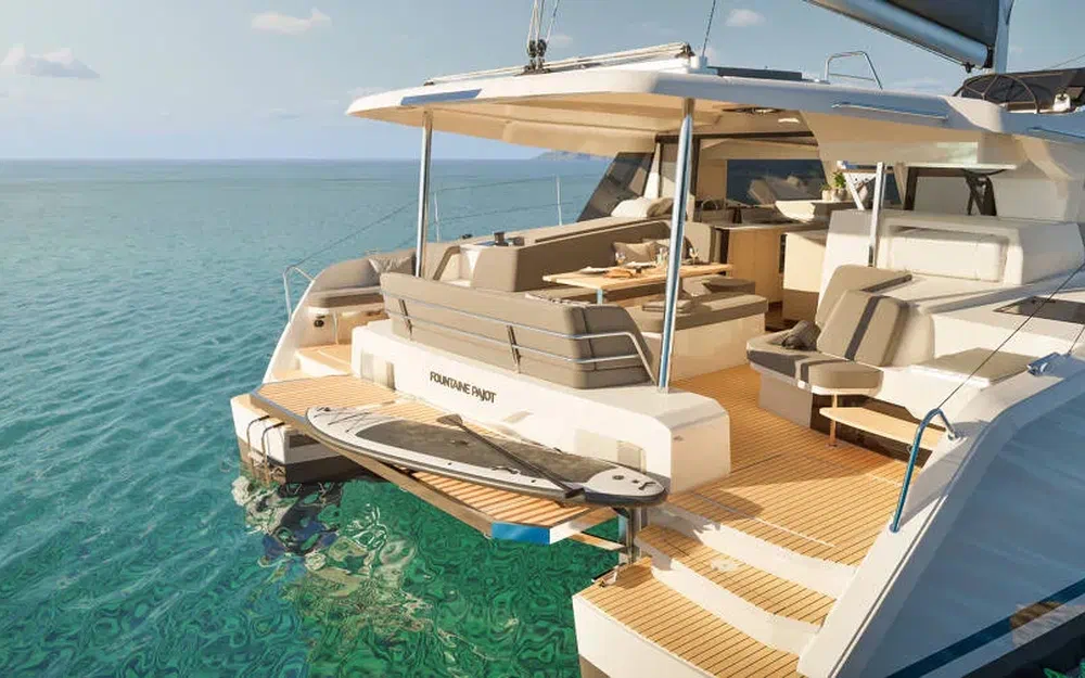 slider 2 Fountaine Pajot Lipari 41